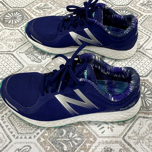New Balance Blue Women's Sneakers - Picture 4 of 8